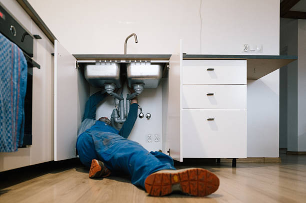 Professional Drain Cleaning technician working in Nehawka, NE